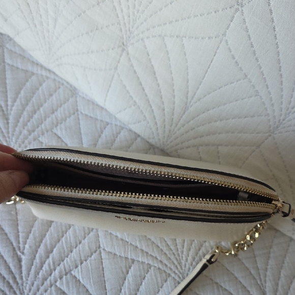 kate spade Cream Crossbody Bag with Gold Chain - Picture 6 of 9
